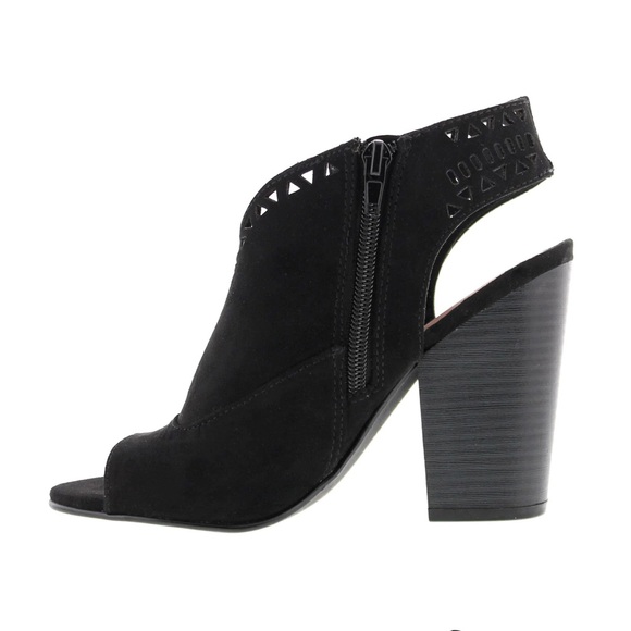 Indigo Rd Women's Izzo Sandal in Black - Picture 4 of 4